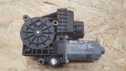 AUDI A6 C5 FRONT RIGHT SIDE WINDOW MOTOR 4B0959802E