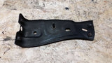 VW PASSAT B6 3C FRONT LEFT SIDE WING MOUNT BRACKET 3C0821141