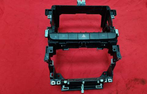 AUDI A3 8P DOUBLE DIN RADIO FRAME CAGE 8P0858005D