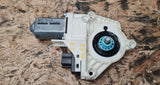 AUDI SKODA FRONT RIGHT SIDE WINDOW MOTOR 8K0959802