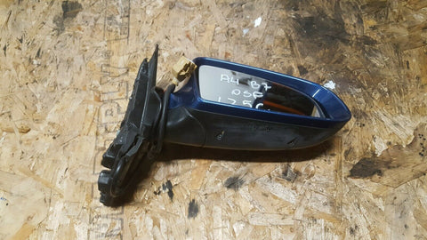 AUDI A4 B7 FRONT RIGHT SIDE WING MIRROR IN BLUE LZ5C
